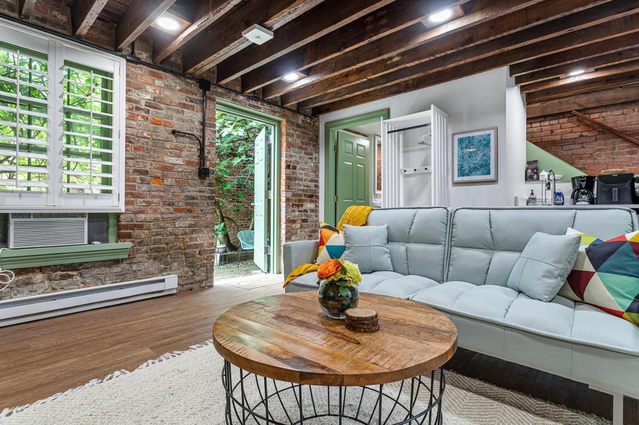 Private Loft Carriage House Walk Score 95 Alexandria Buitenkant foto