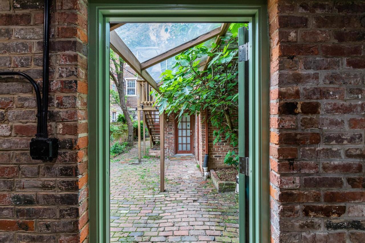 Private Loft Carriage House Walk Score 95 Alexandria Buitenkant foto